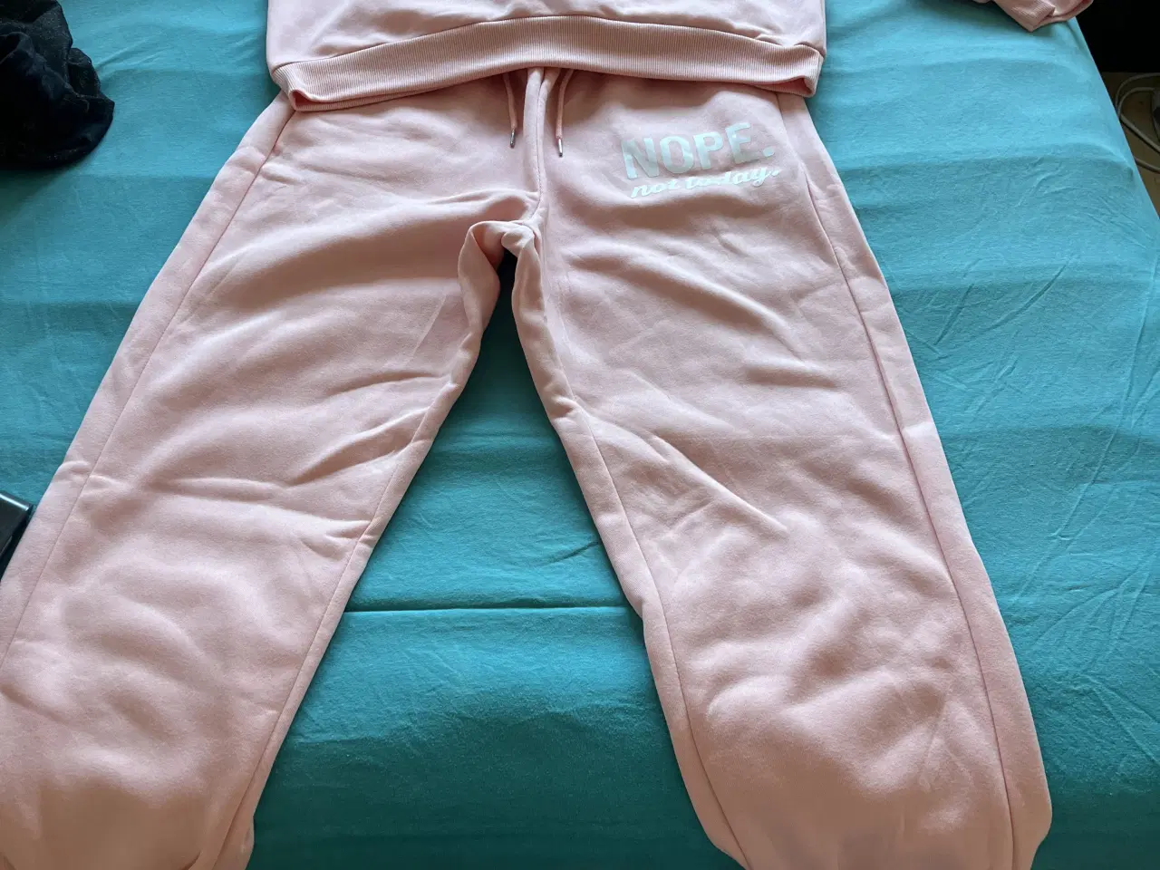 Billede 1 - Joggingsæt str L 