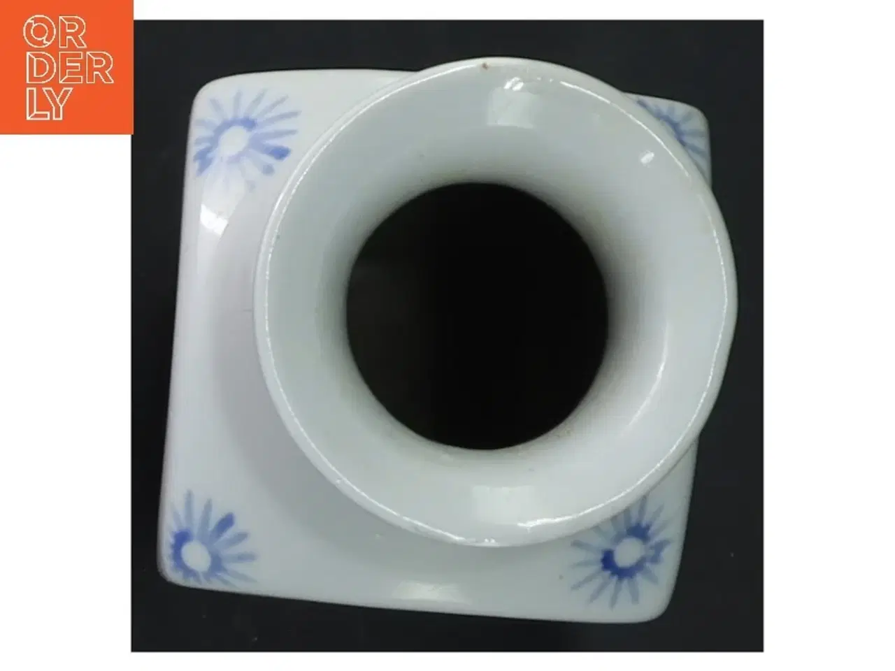 Billede 2 - Kinesisk dekoreret vase (str. 18 cm)