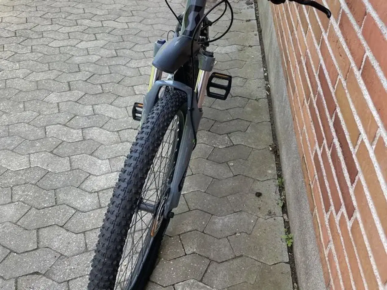 Billede 1 - Scoot mountain bike 