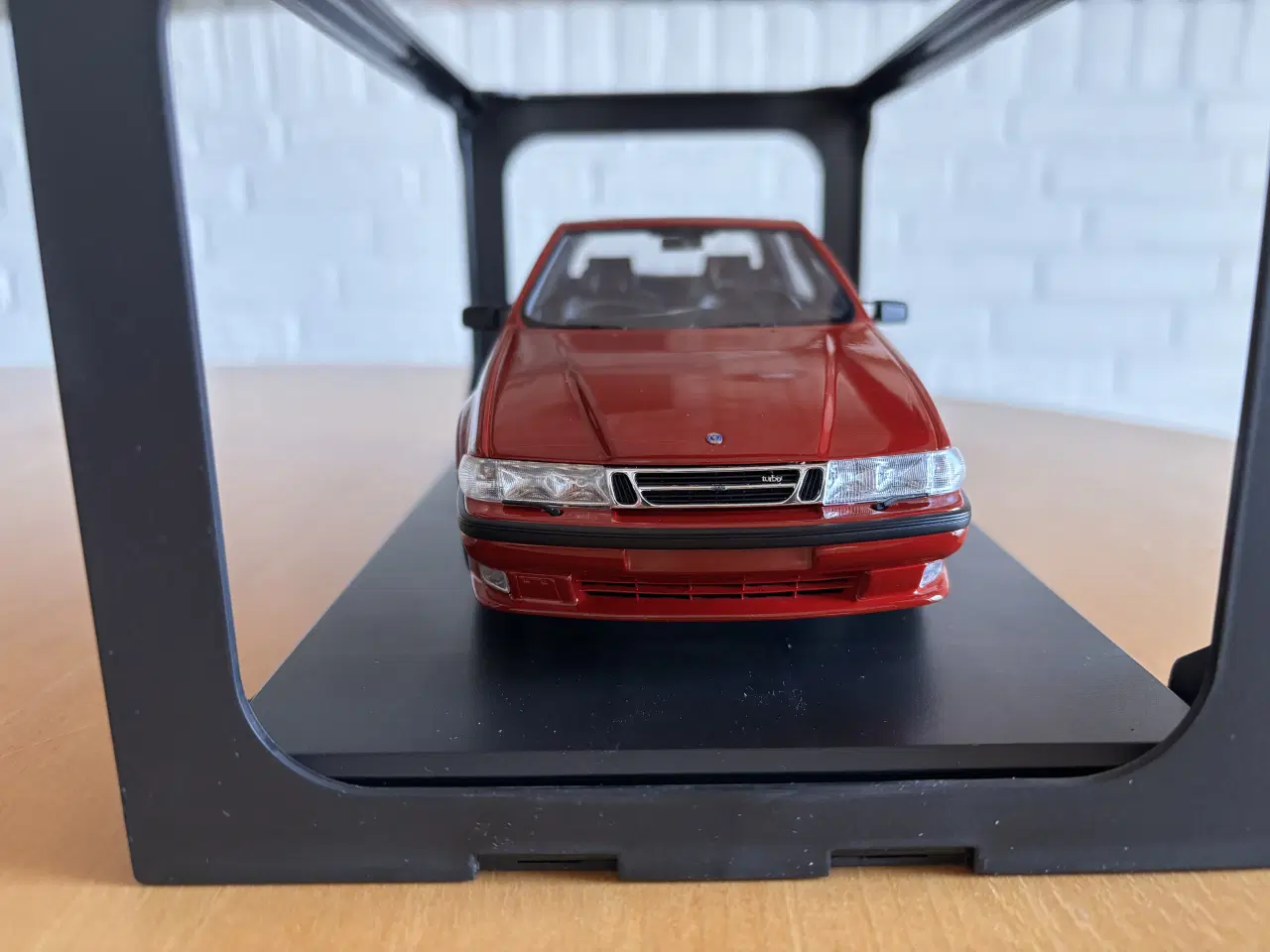 Billede 1 - Saab 9000 Aero 1:18