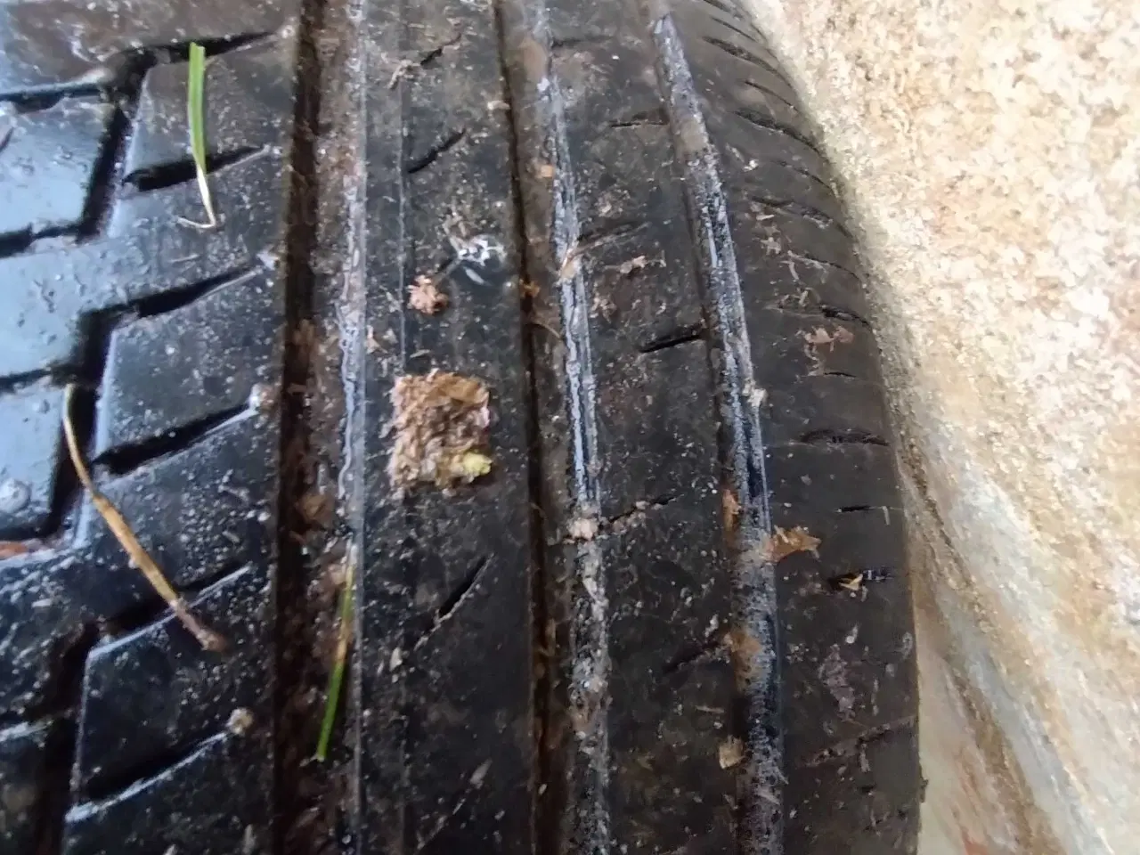 Billede 2 - 4 dæk på alufælge