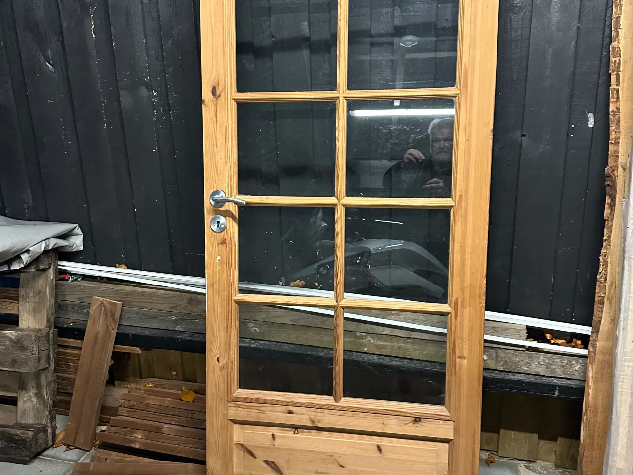 Billede 1 - Pæn dør med glasfelter