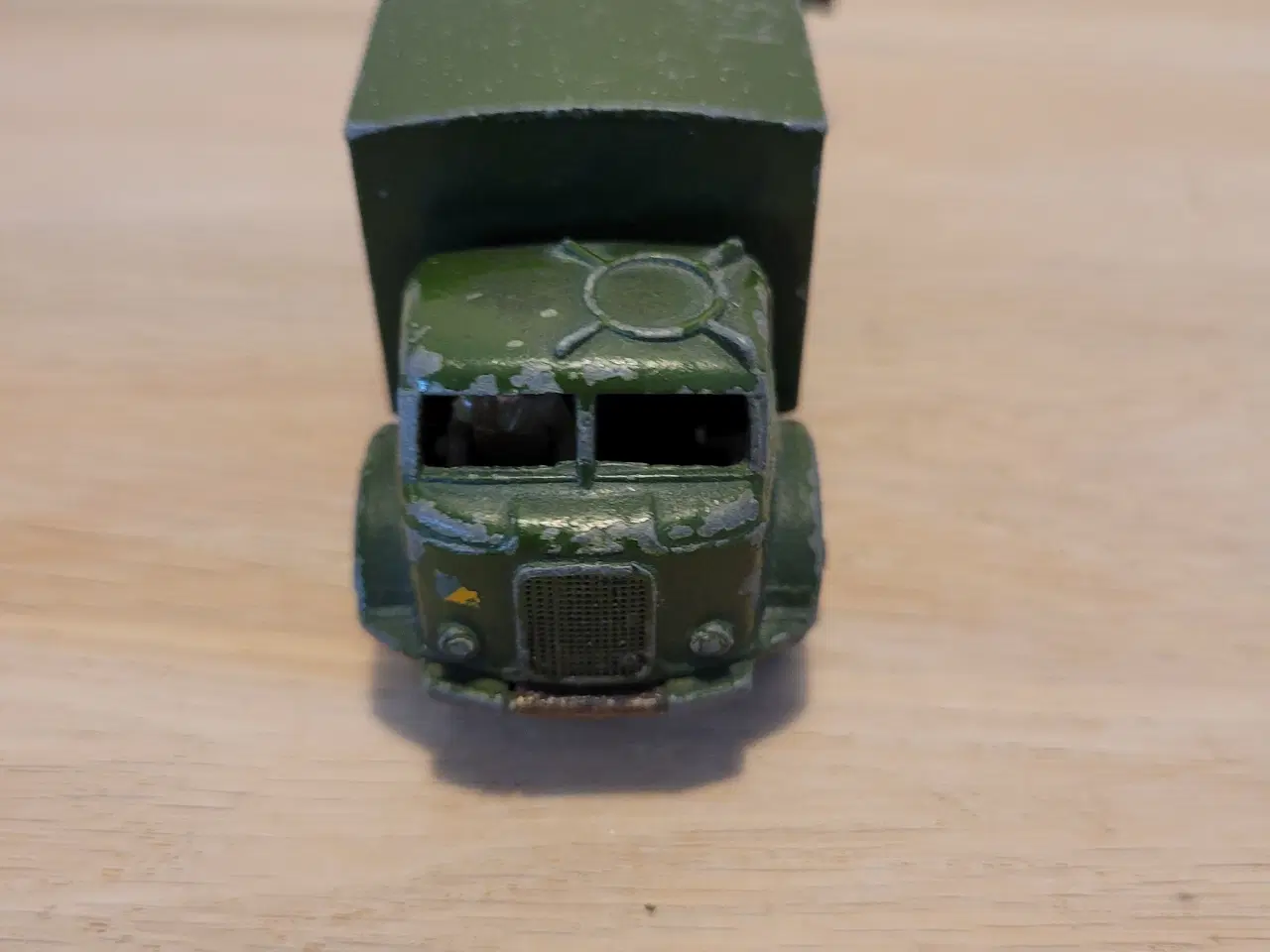 Billede 5 - Gammel militær ambulance Dinky Toys