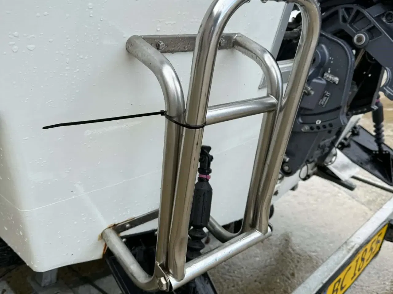 Billede 14 - Uttern 4450C Kabinebåd med Yamaha F30