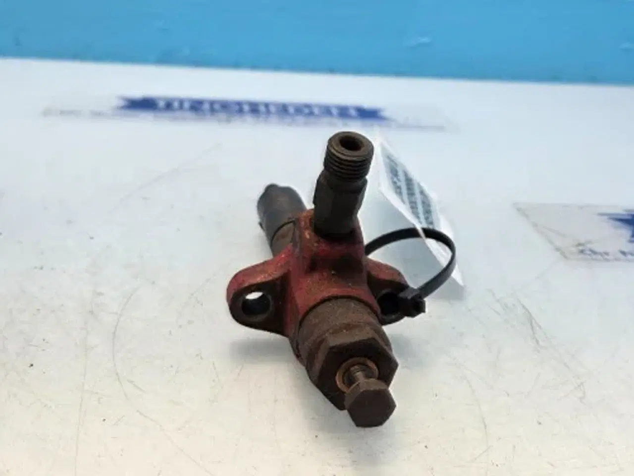 Billede 5 - Case D268 Injektor 3055298R92