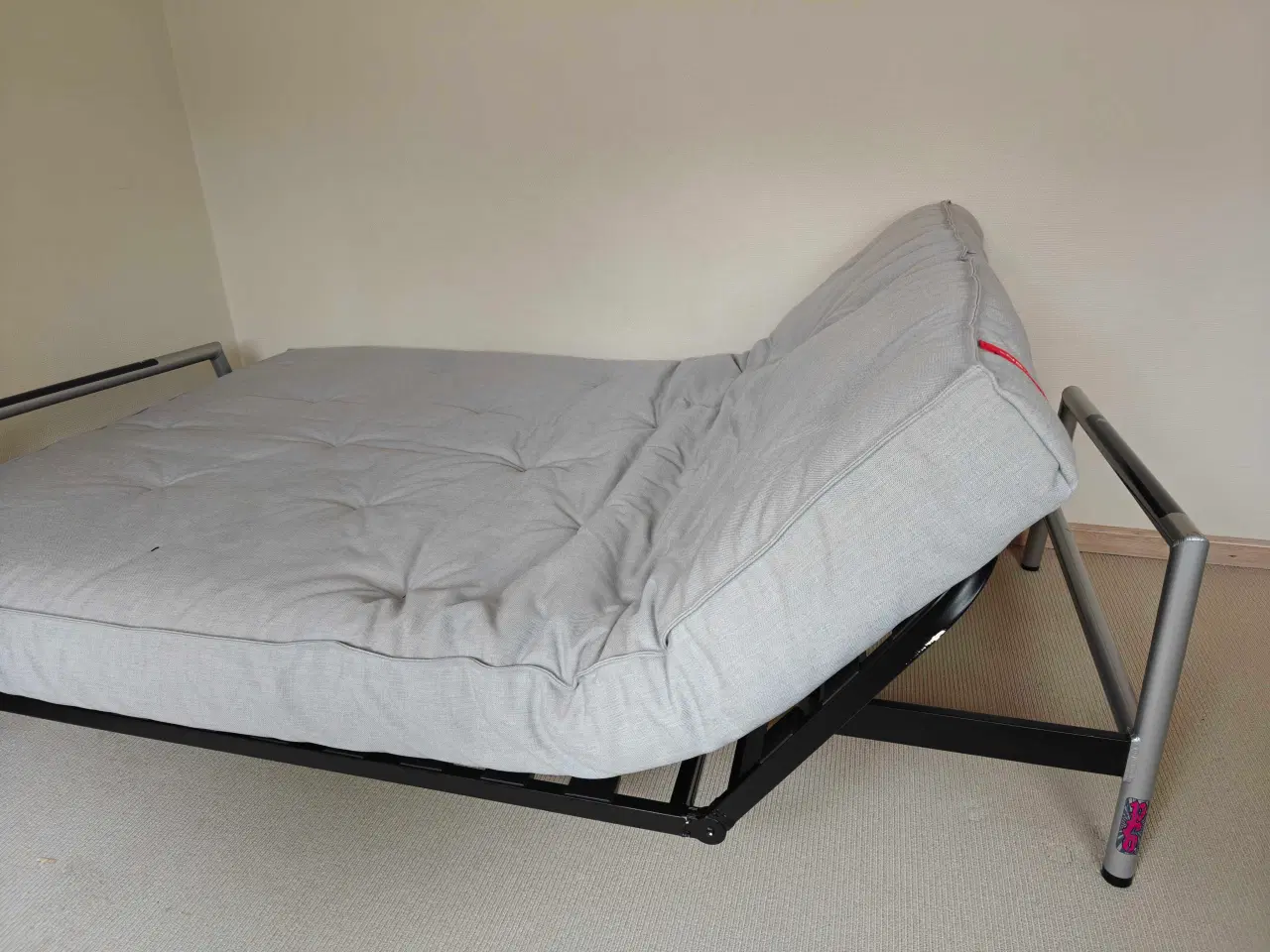 Billede 9 - Sovesofa Futon m/vippebar hovedgærde