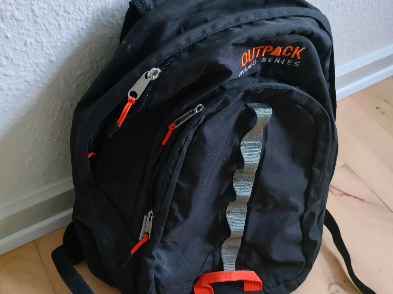 Billede 1 - Outpack Nano Series rygsæk i sort. 