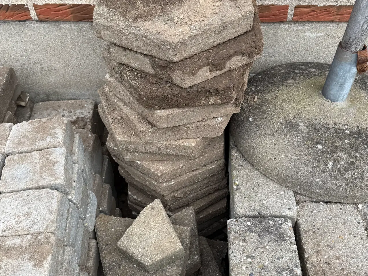 Billede 4 - sten/fliser kan hentes gratis