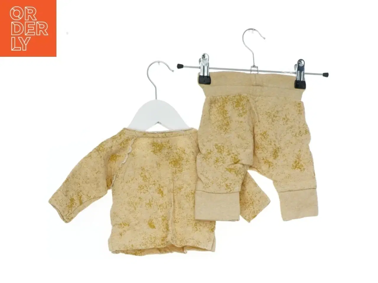 Billede 2 - Babysæt med bluse og bukser fra MarMar (str. 56)