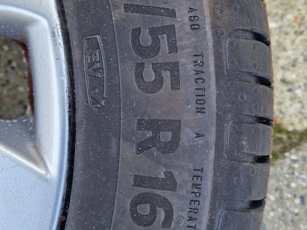 Billede 6 - Næste nye 16" sommerdæk - kun kørt 6 mdr