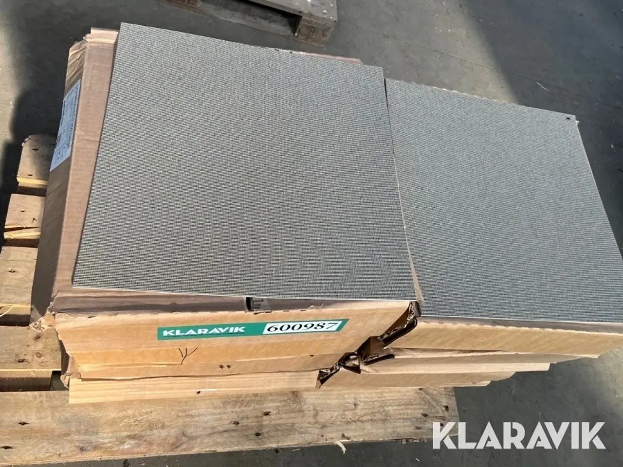 Billede 5 - Tæppefliser Ege 50,6 m2 beige