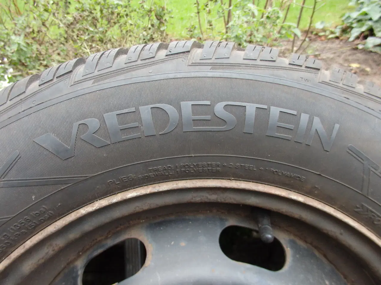 Billede 4 - Vinterdæk Vredestein 195/85R15, 8mm mønster