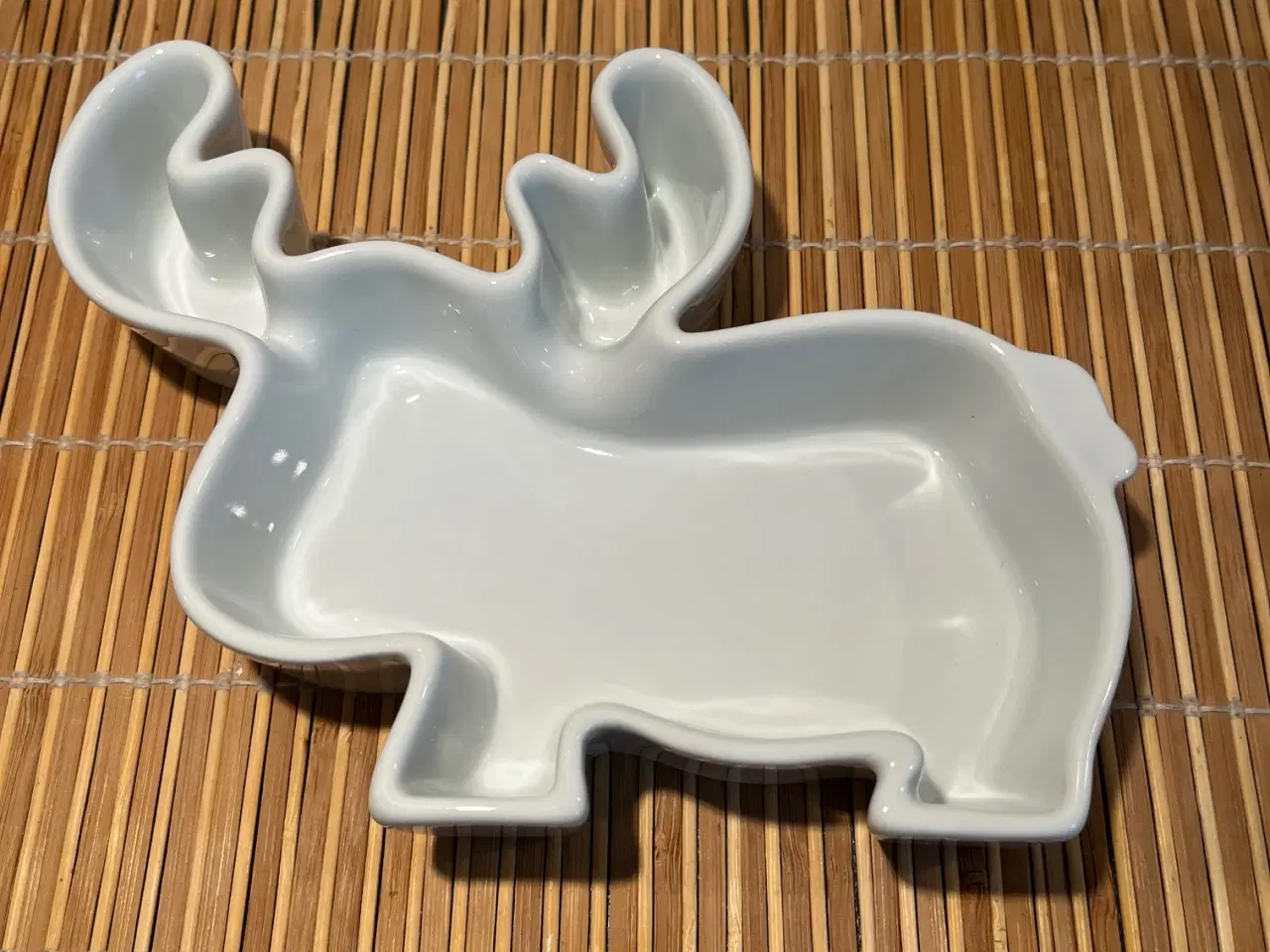 Billede 4 - Stelo elgformet fad hvid porcelæn