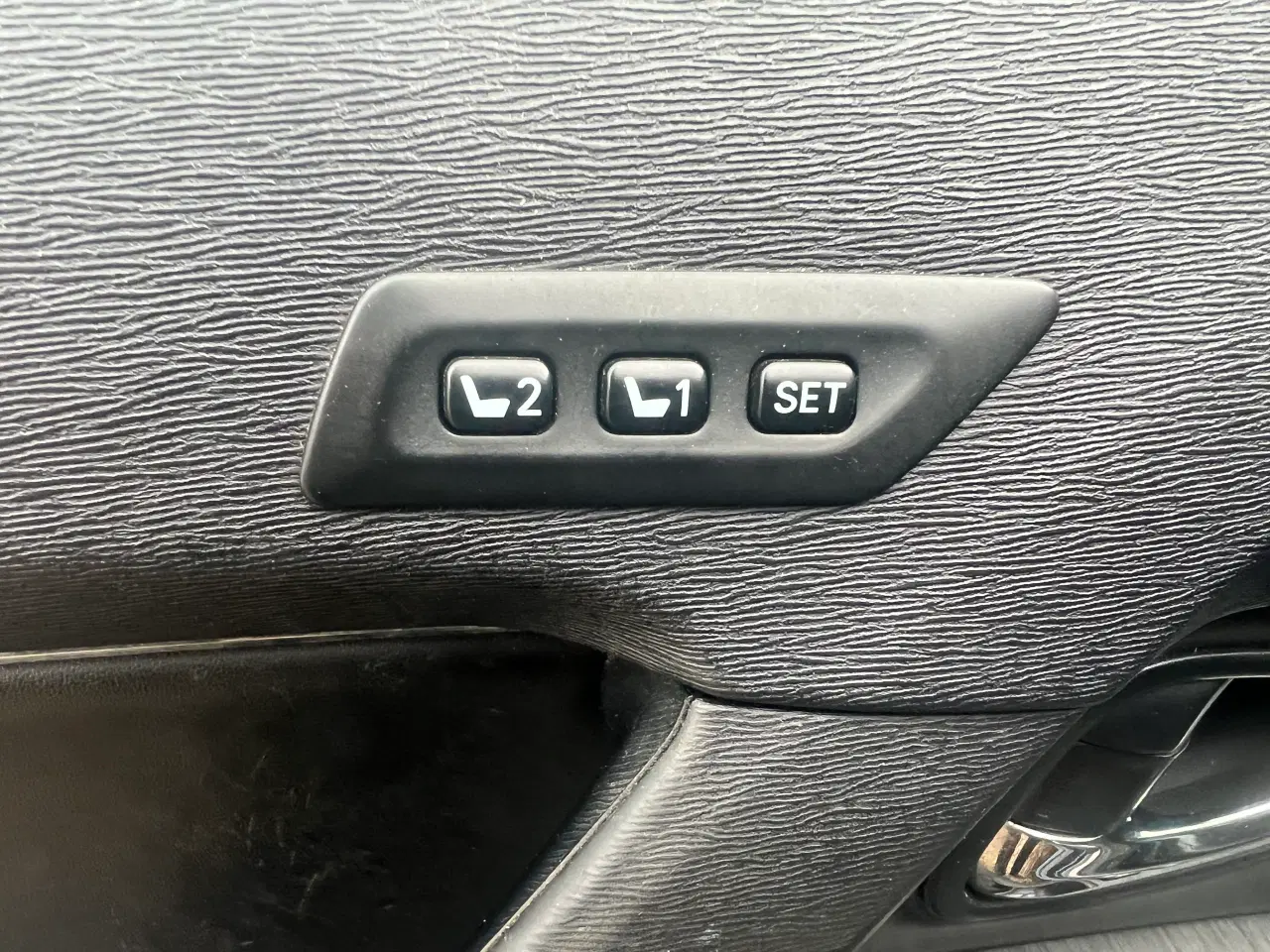 Billede 3 - Avensis TX med automatgear samt Glastag