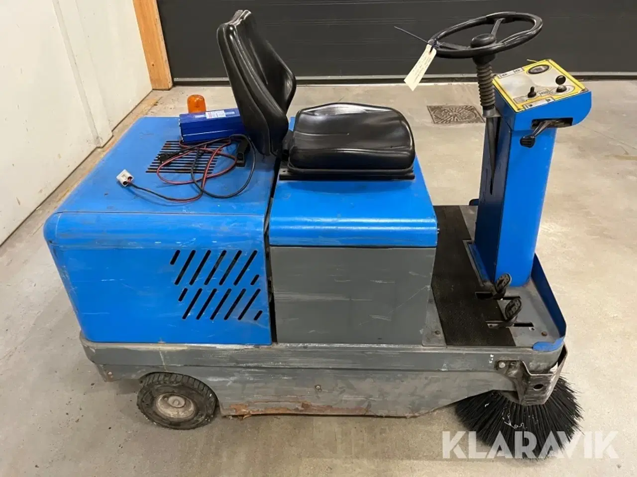 Billede 6 - Fejemaskine Isal PB110