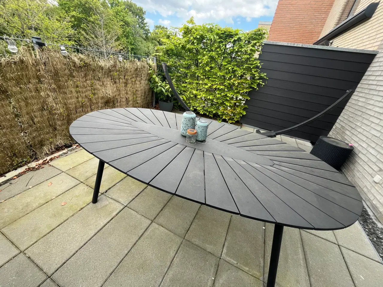 Billede 2 - Havebord til 8 personer 