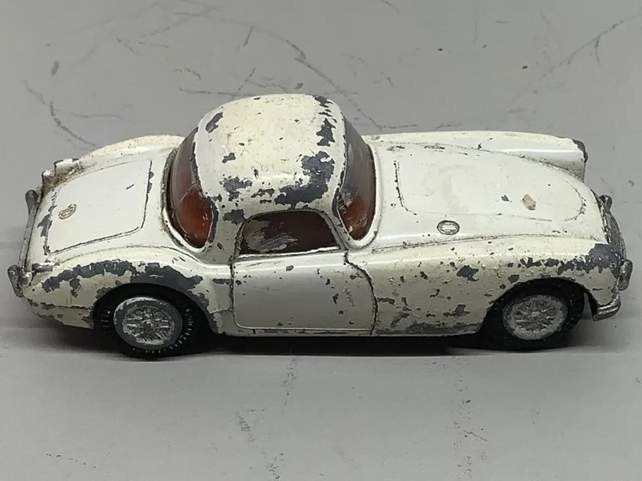 Billede 3 - Modelbil, Tekno MG MGA Coupe