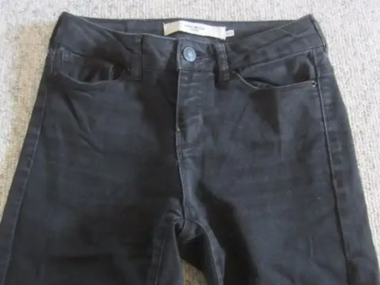 Billede 2 - Str. XXS/32, sorte elastiske bukser