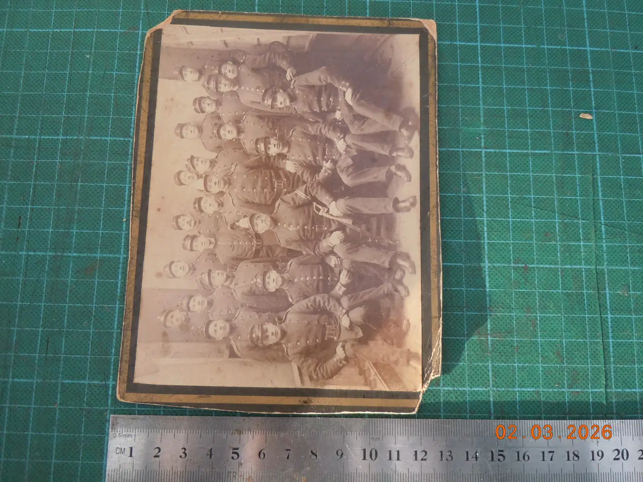 Billede 4 - Soldaterfoto på pap. Ukendt kompagni.