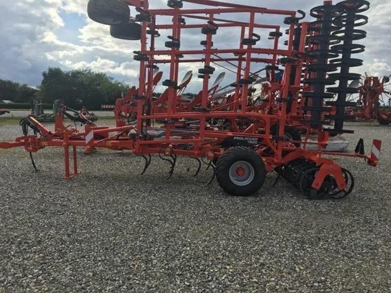 Billede 3 - Kuhn Prolander 6000 Hydraulik dybde justering fra kabin