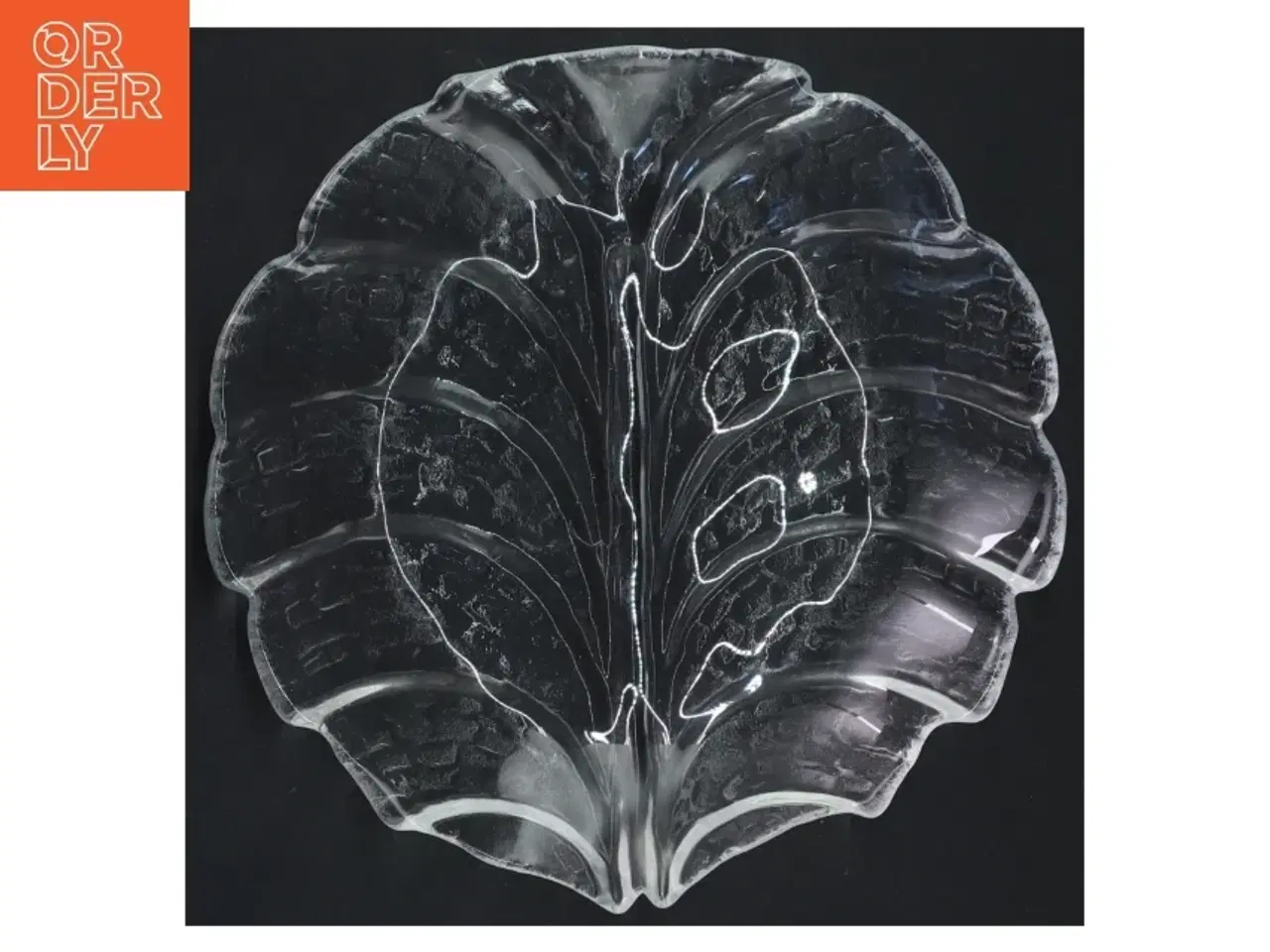 Billede 2 - Orrefors glasfad formet som blad (str. 19x2 cm)