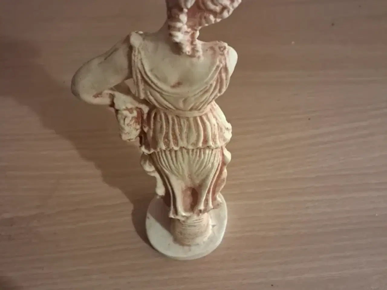 Billede 3 - Græsk kvinde figur