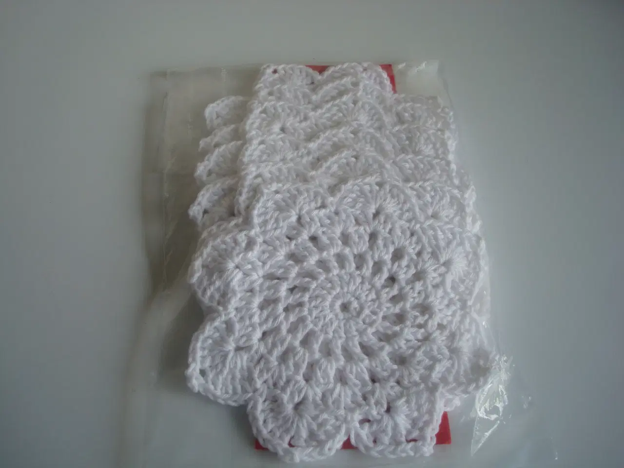 Billede 1 - Glasbrikker/ coasters/ bordpynt dia. 13 cm hvide 