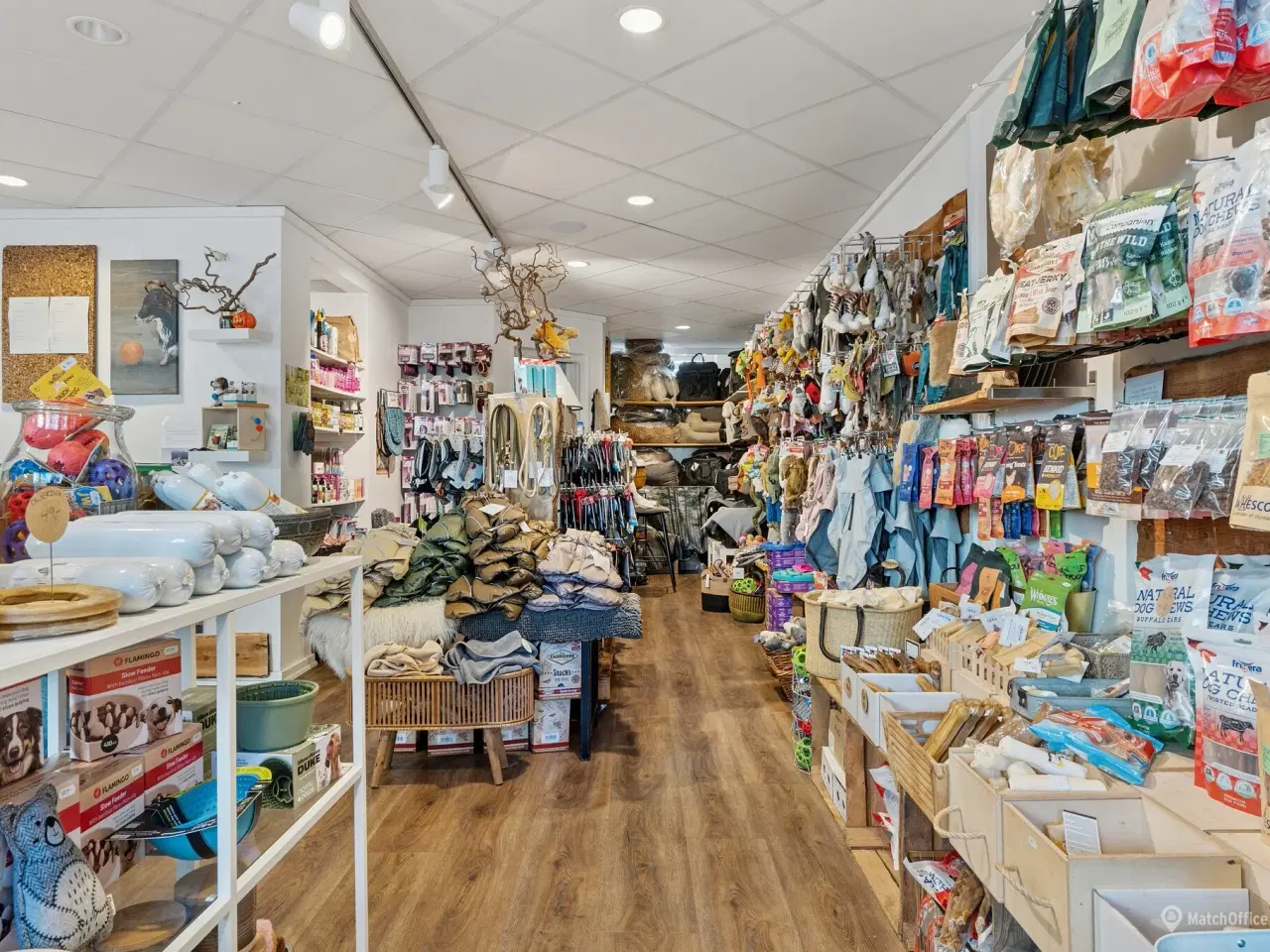 Billede 9 - Flot butik med bred facade på Ordrupvej