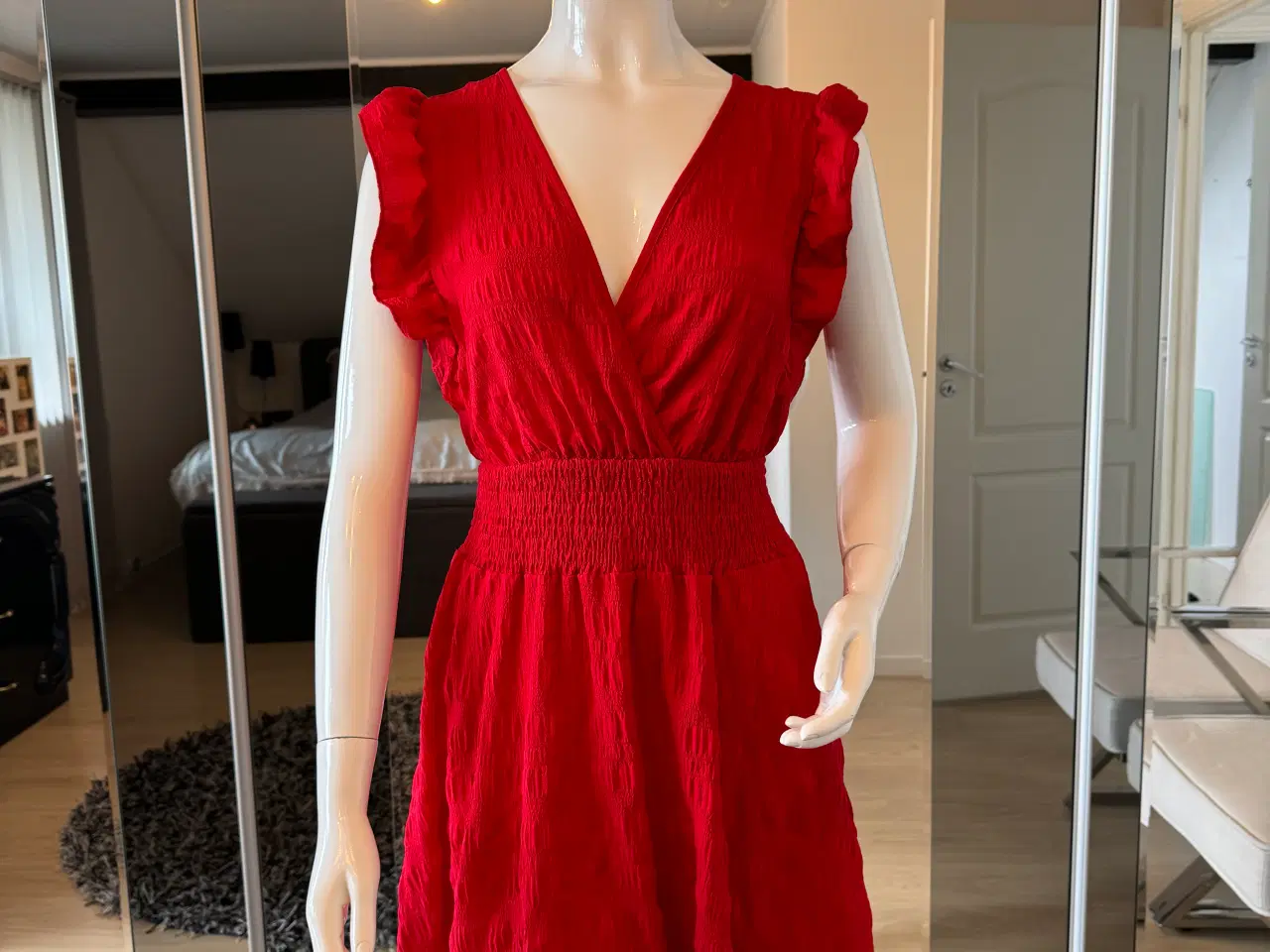 Billede 1 - Rød kjole fra Creme Fraiche str M