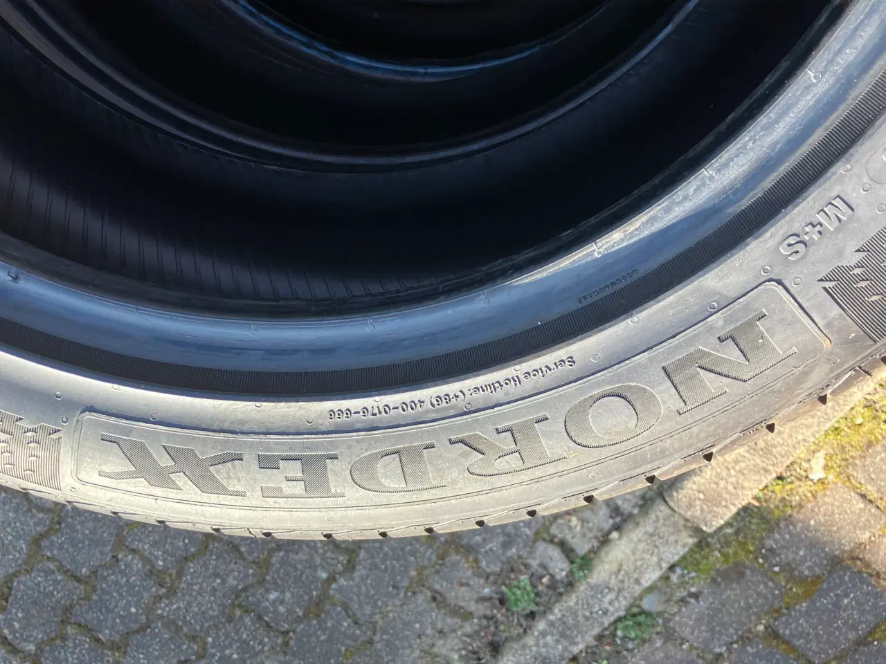 Billede 4 - Fine sommerdæk 235/55/19 til el bil