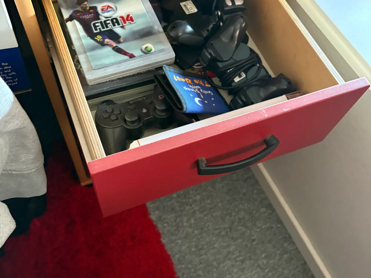 Billede 2 - Skuffe kommode på hjul 