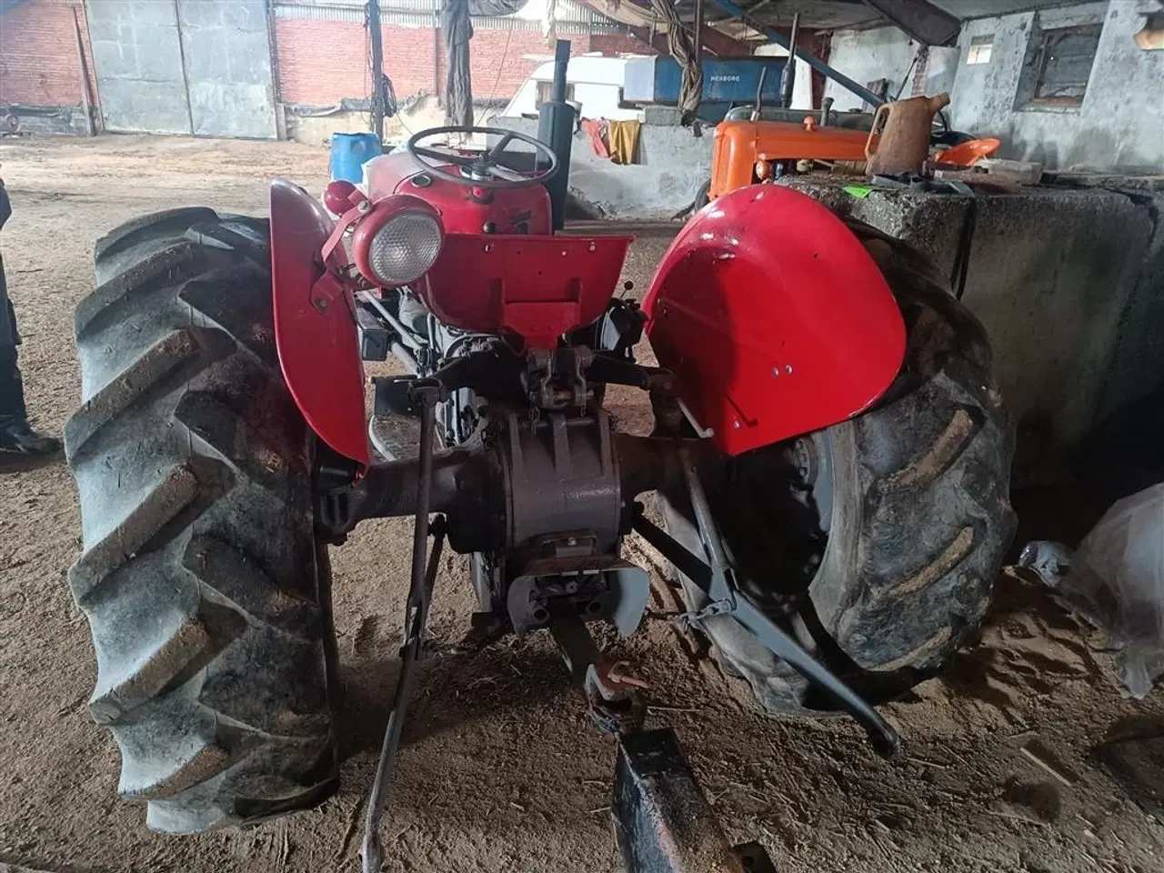 Billede 4 - Massey Ferguson 35 benzin motor renoveret