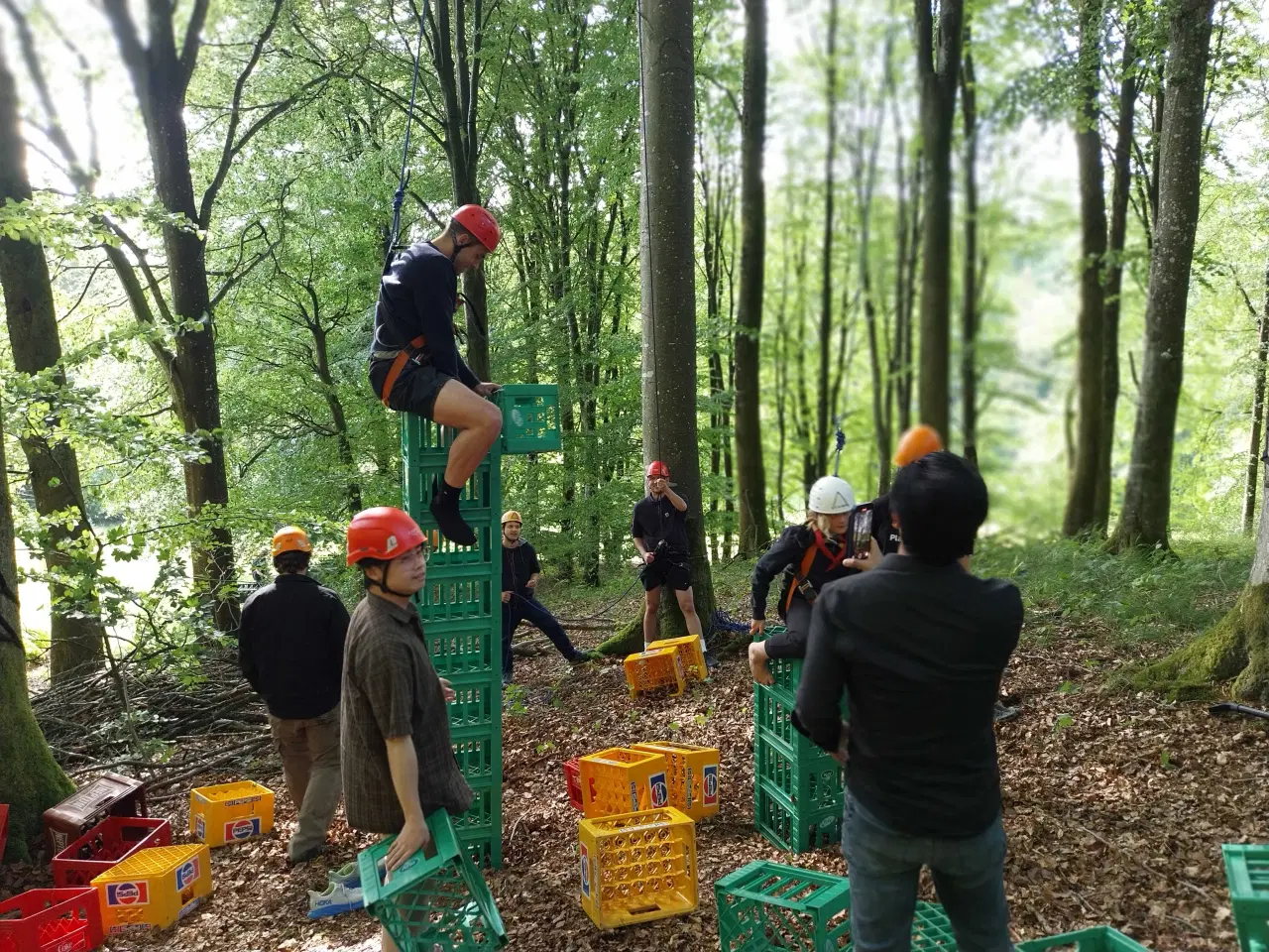 Billede 5 - Aktivitet: kassestabling for 2 klatre