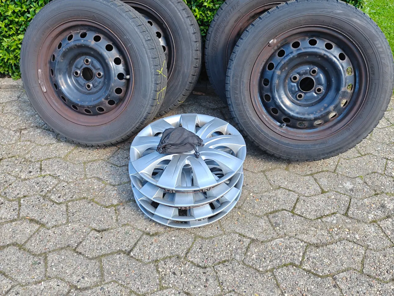 Billede 1 - Dæk og fælge 