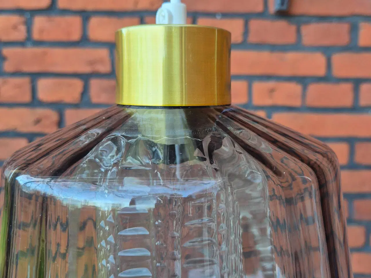 Billede 11 - Smuk svensk retrolampe i røgfarvet glas 