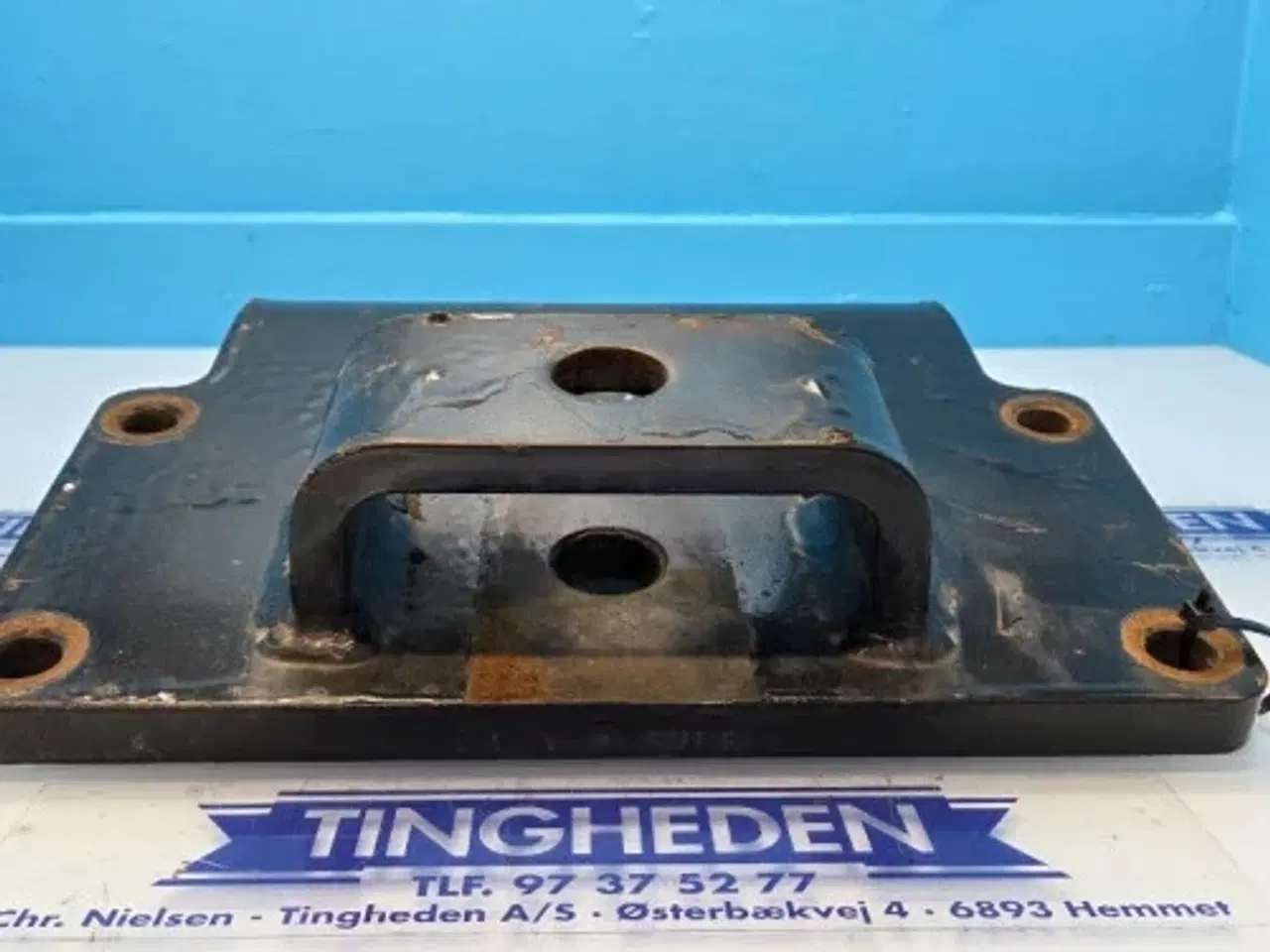 Billede 2 - New Holland T6030 Beslag 87642177