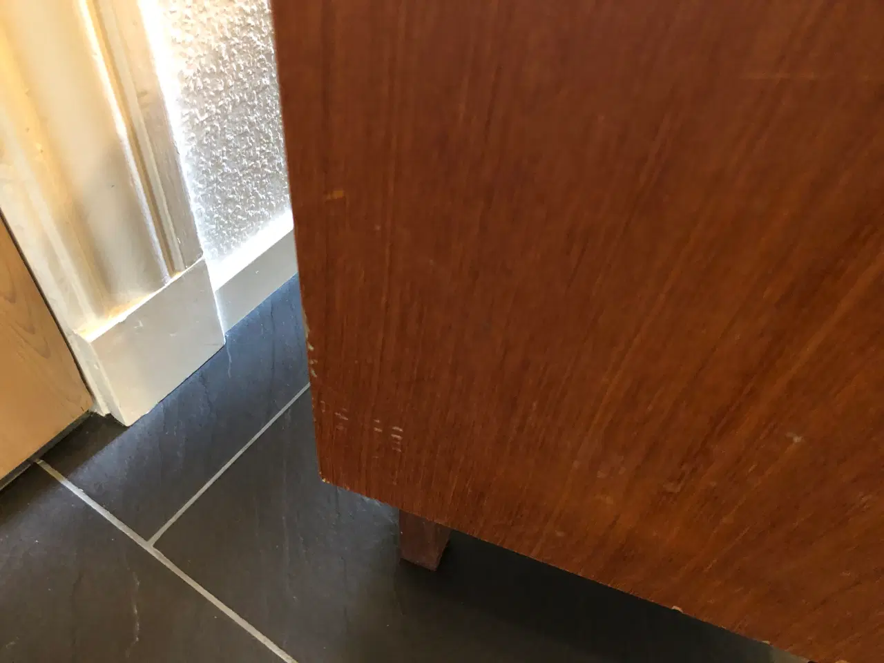 Billede 10 - Kommode i teak træ