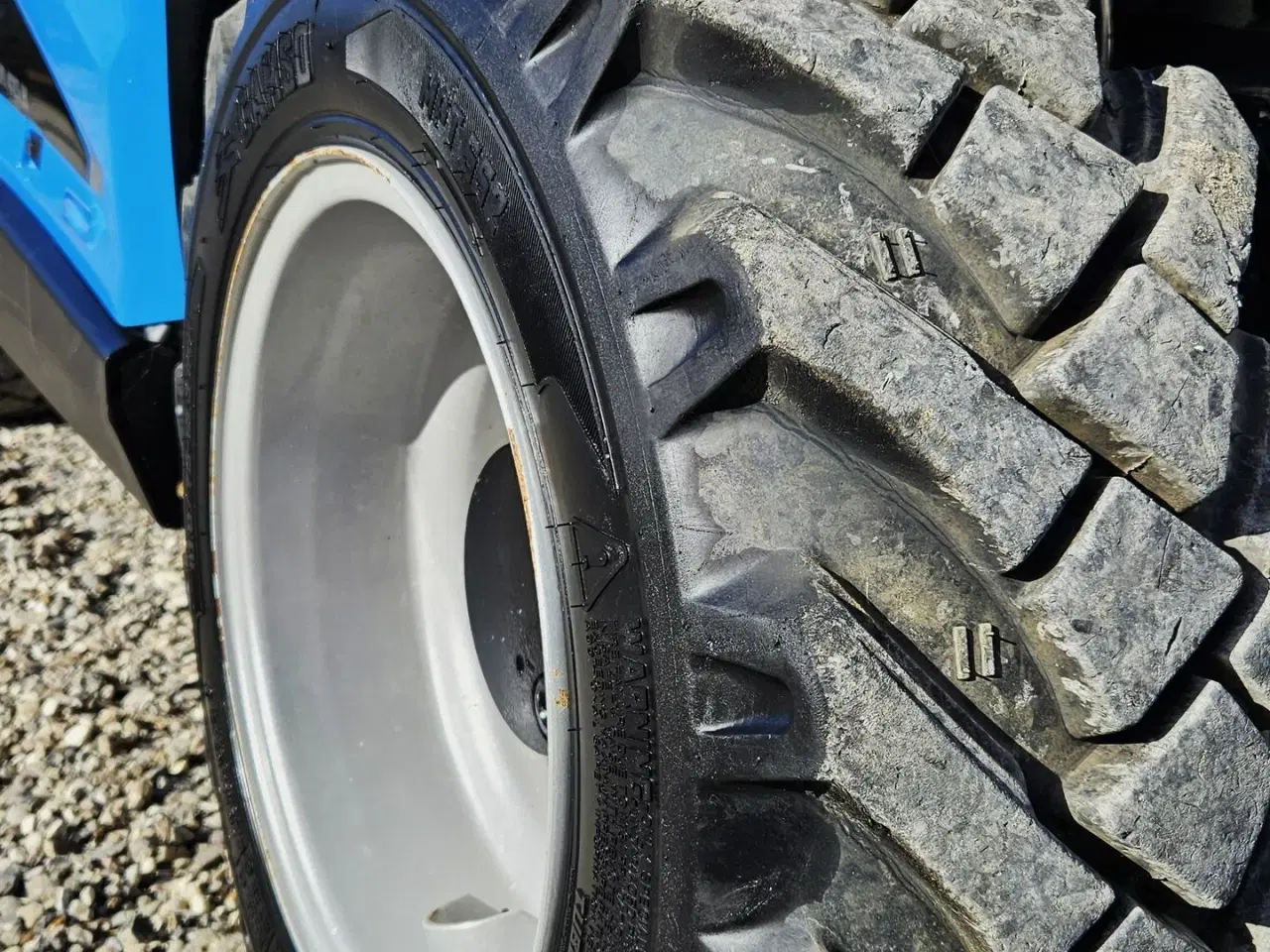 Billede 12 - Manitou ULM 415 H / som ny / inkl. redskaber / kan køres på trailer