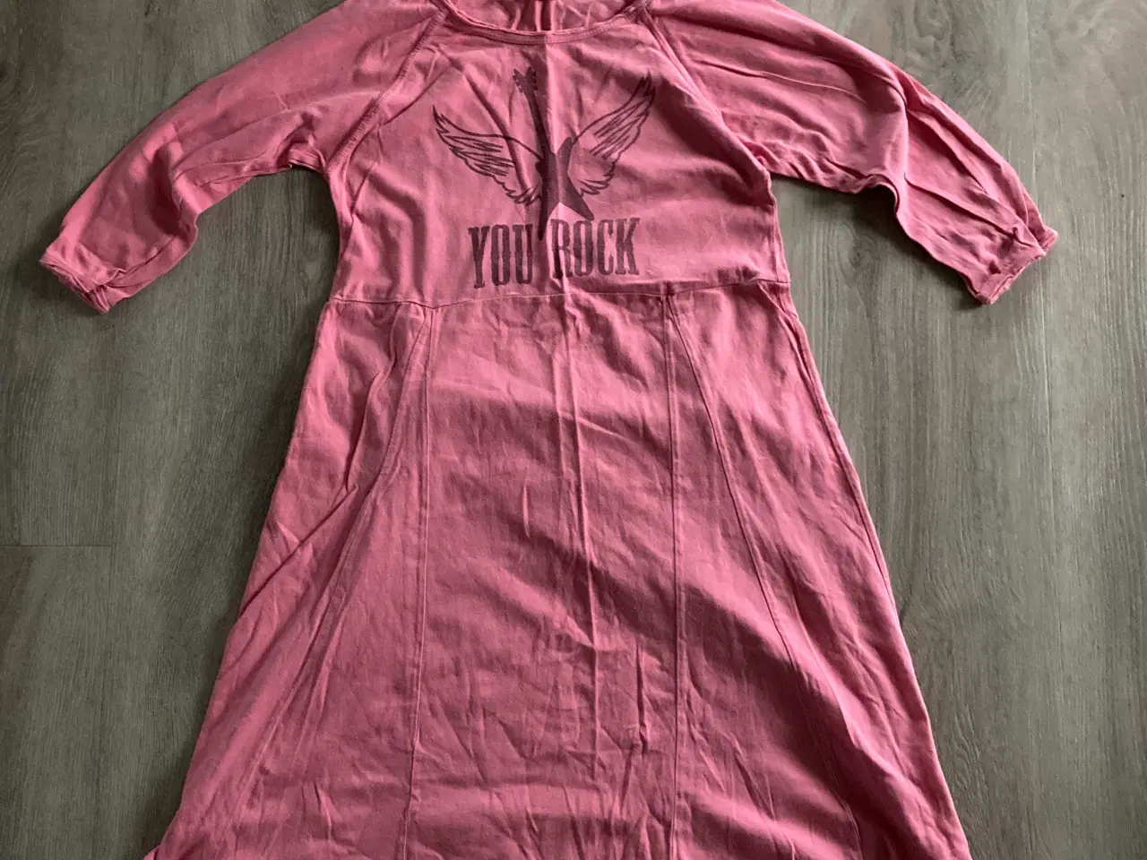 Billede 1 - Kjole fra Krymmel i str. 140