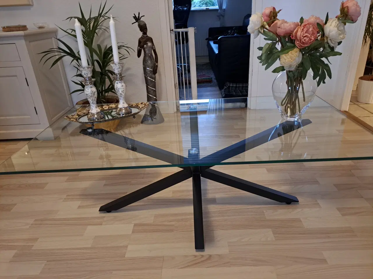 Billede 8 - Sofabord ... NYT ... med glasplade og stålben