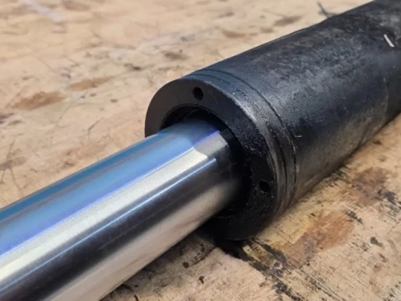 Billede 14 - New Holland LB115B Cylinder 85800070