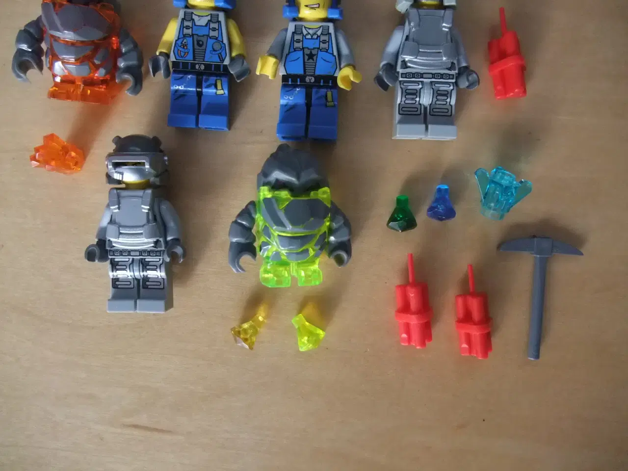 Billede 3 - Lego Power Miners Figurer