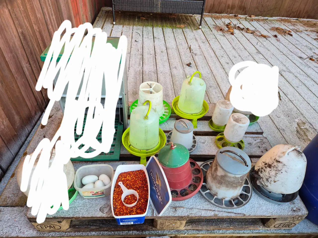 Billede 1 - Foder og vand dispensere til høns 