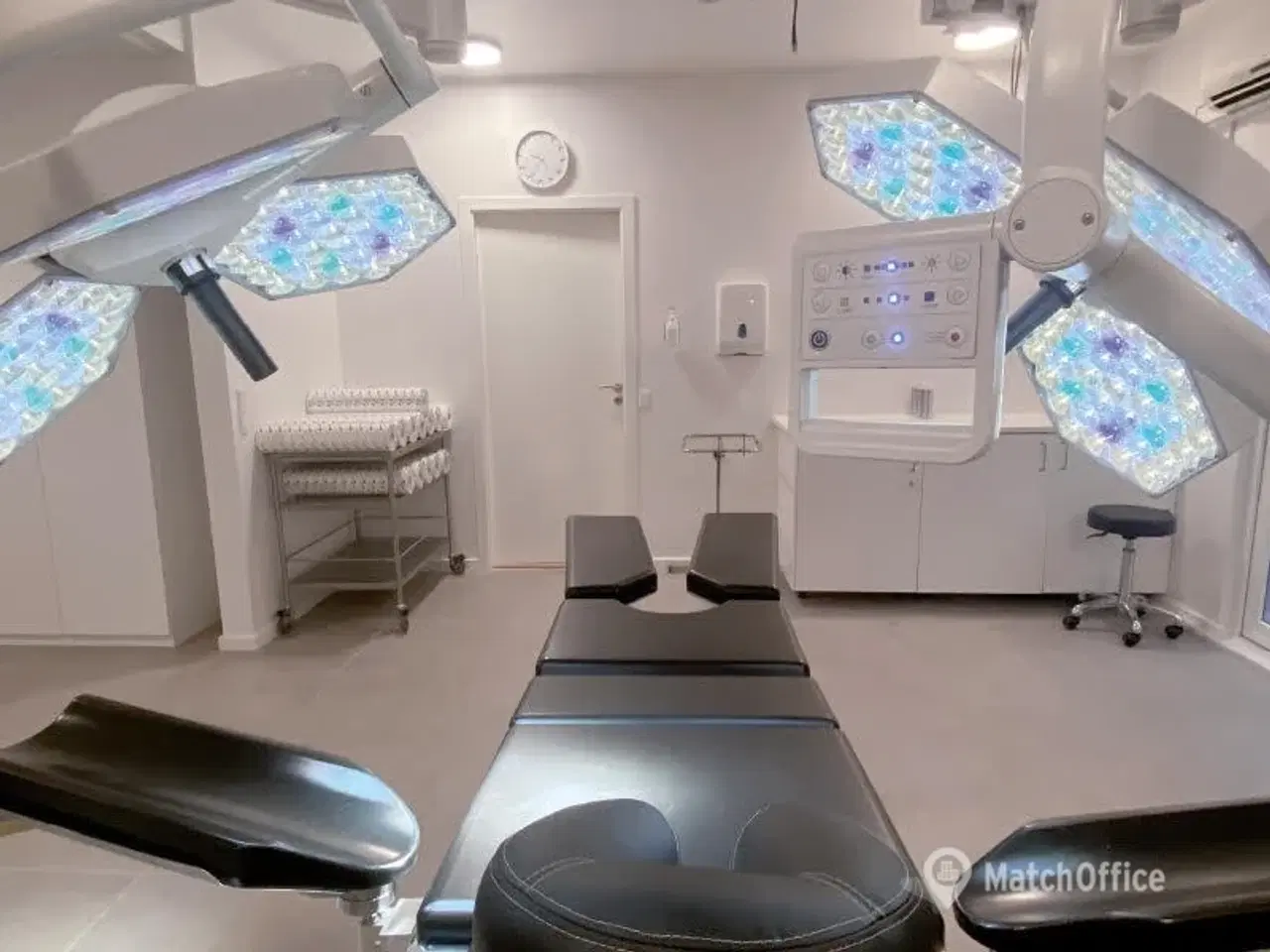 Billede 7 - Fuldt indrettet kosmetisk privat hospital. Har flere anvendelses muligheder