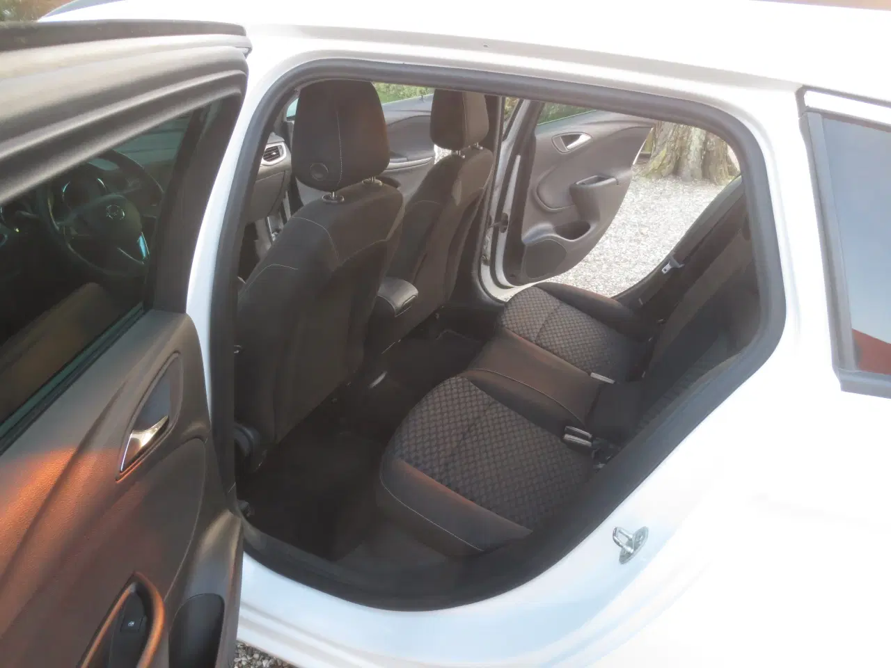 Billede 15 - Flot Opel Astra 1.6 CD St-car År 2018.