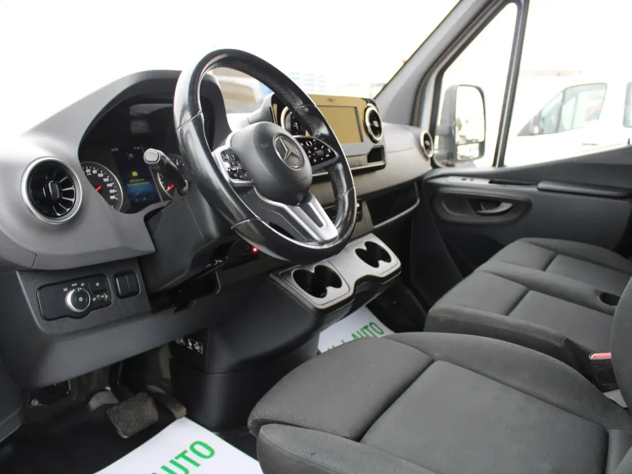 Billede 3 - Mercedes Sprinter 317 2,0 CDi Alukasse m/lift aut. RWD