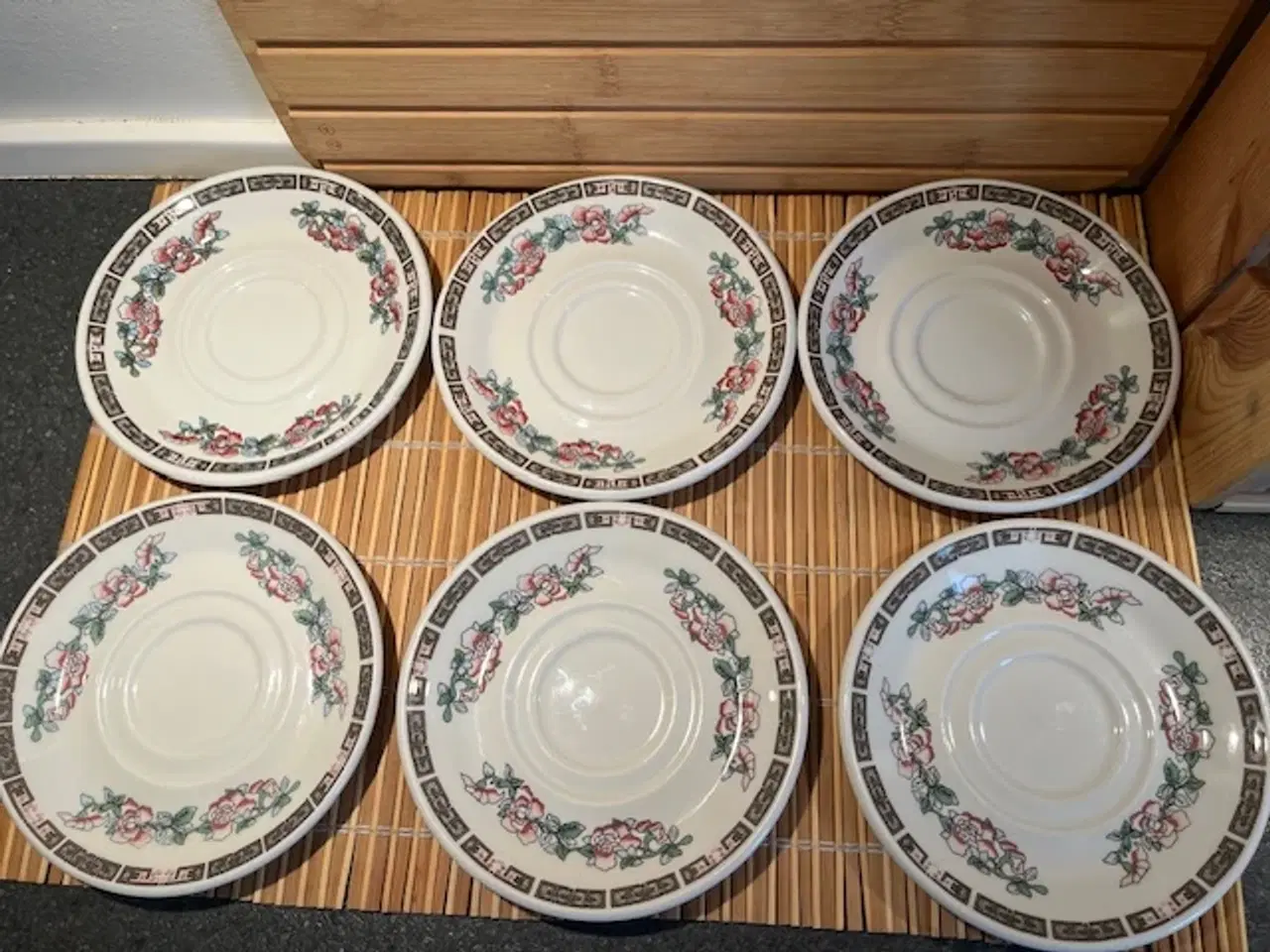 Billede 1 - 6 stk. Vintage Underkopper – Klassisk "Indian Tree