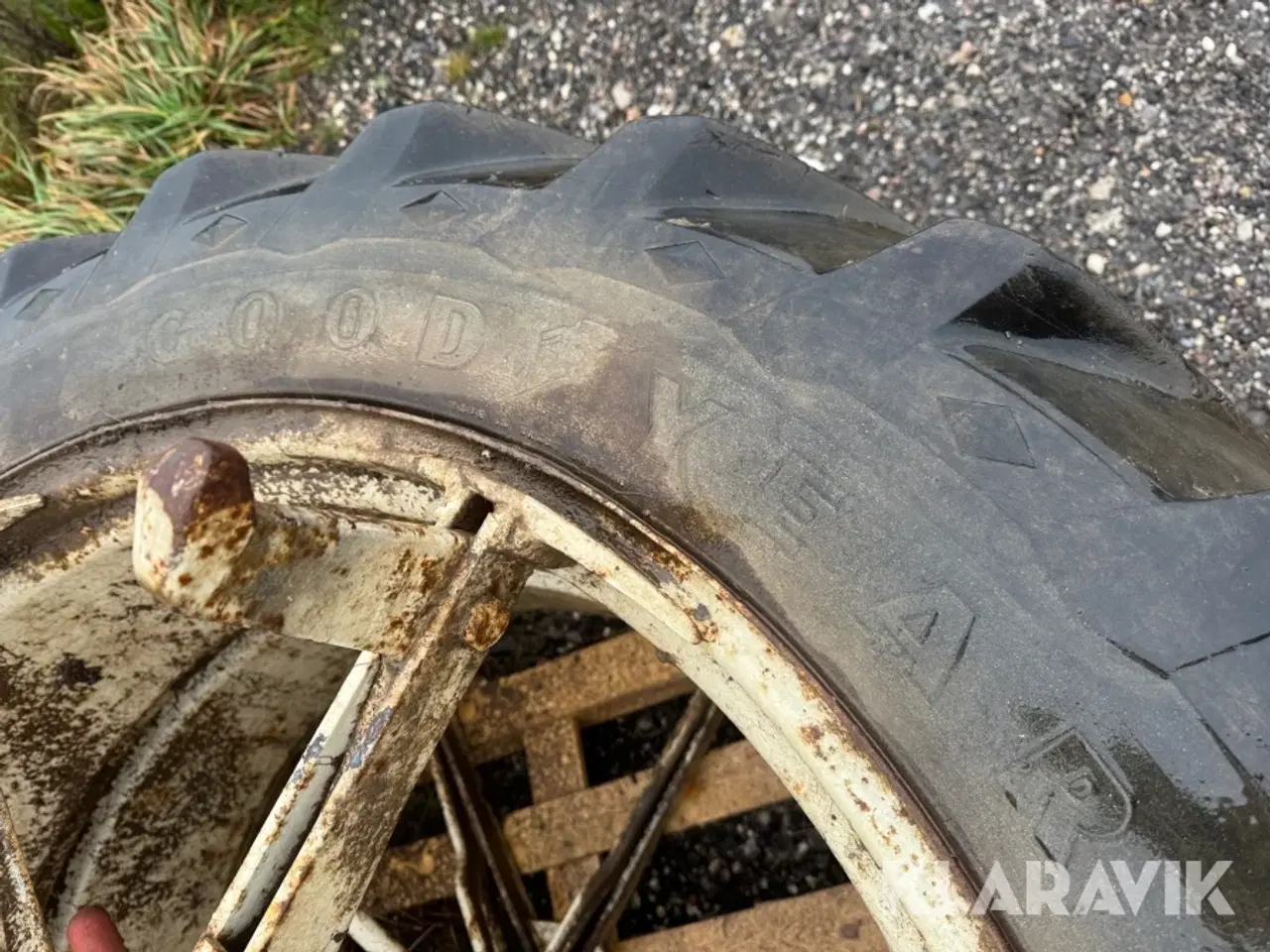 Billede 7 - Landbrugsdæk Good Year Traction sure grip 2 styk