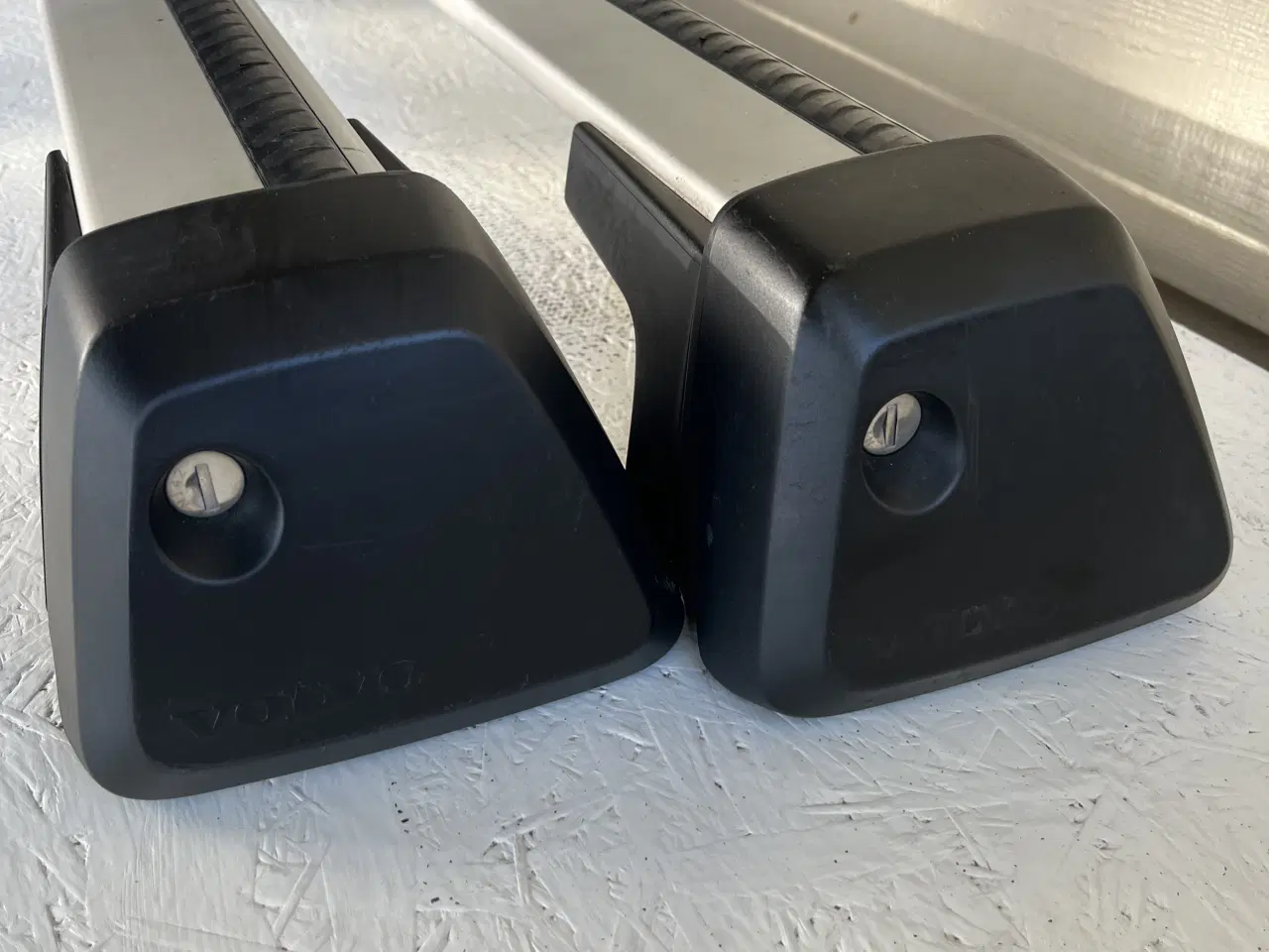 Billede 1 - Tagbøjler til Volvo