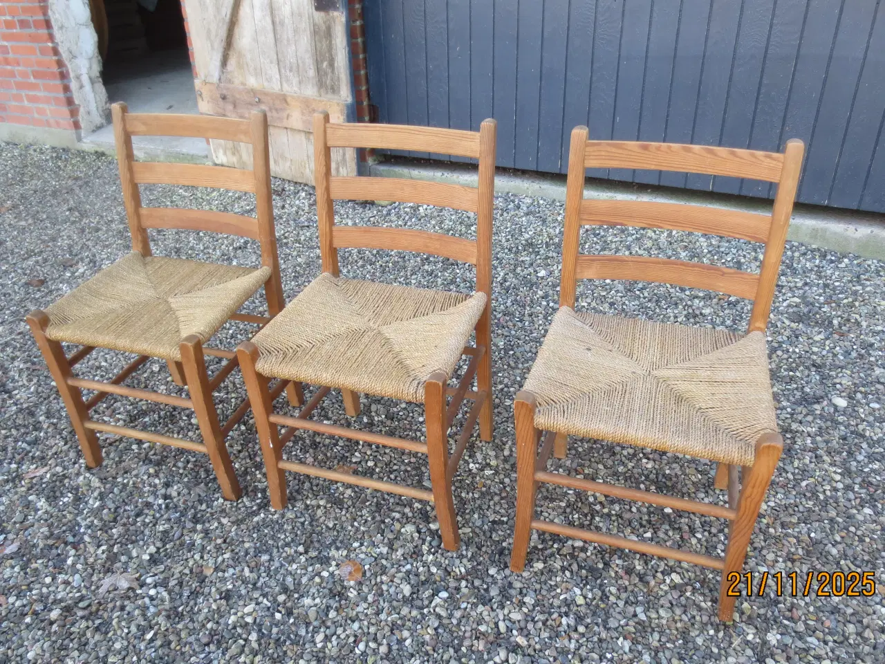 Billede 1 - 3 stk Spisebordsstole Med Fletsæde